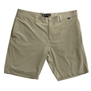 Travis Mathew Men’s Performance Golf Shorts Khaki Beige Size 38